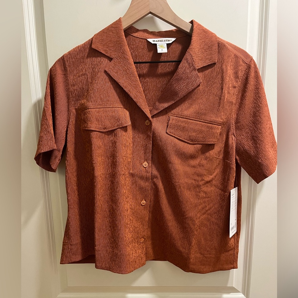 Athleta Echo Top NWT